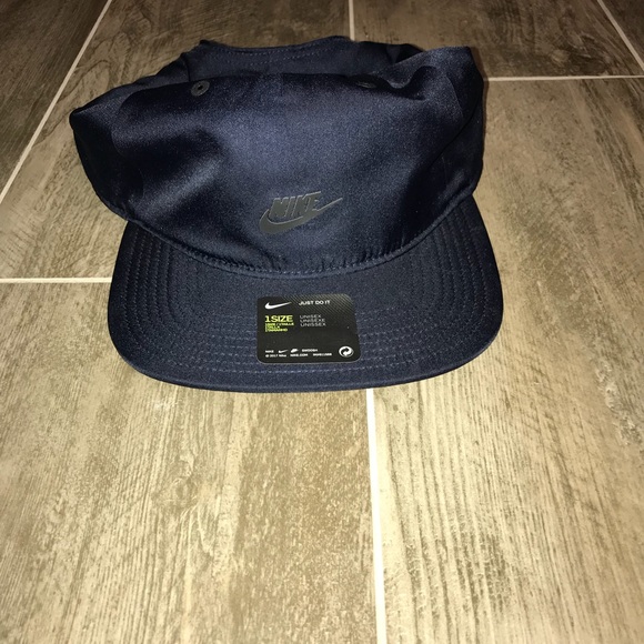 nike nylon hat